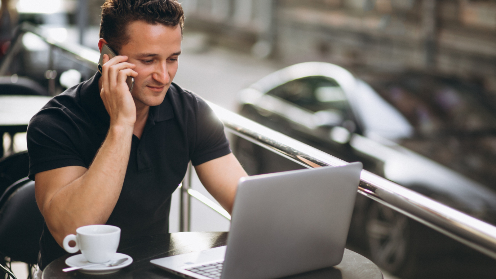 handsome-business-man-cafe-with-laptop
